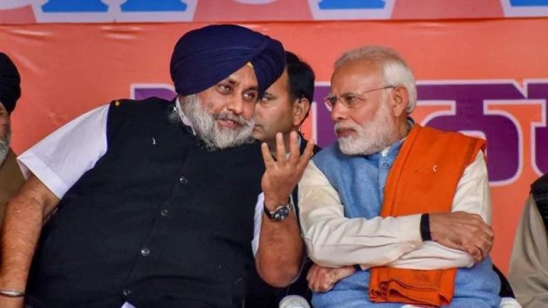 Sukhbir Badal, Narendra Modi 