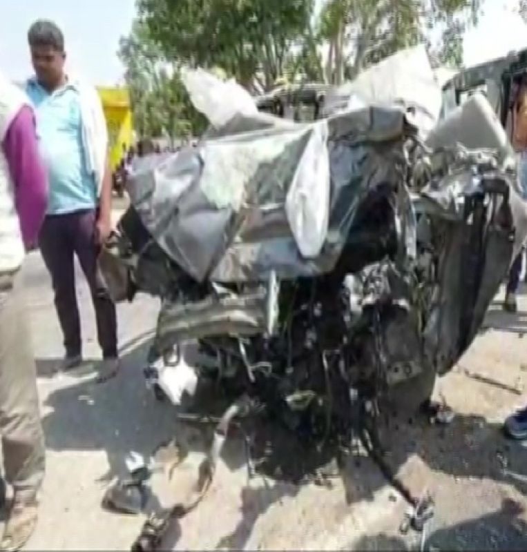 Tragic road accident in Uttar Pradesh, Tragic road accident in Uttar Pradesh,