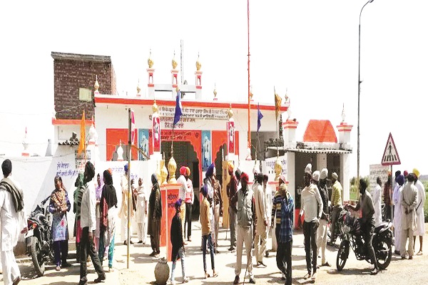 baba-kara-rihai-guru-ghara-nu-dere-da-rupa-dena-di-kosisa baba-kara-rihai-guru-ghara-nu-dere-da-rupa-dena-di-kosisa