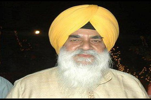 ਸੇਵਾਦਾਰ ਤੁਹਾਡਾ ਸਮਾਨ ਸਜਾ ਕੇ ਰੱਖ ਦਿੰਦੈ। ਕਿਸੇ ਚੀਜ਼ ਦੀ ਲੋੜ ਹੋਈ ਤਾਂ ਸੇਵਾਦਾਰ ਨੂੰ ਕਹਿ ਦੇਣਾ।'' ਸੇਵਾਦਾਰ ਤੁਹਾਡਾ ਸਮਾਨ ਸਜਾ ਕੇ ਰੱਖ ਦਿੰਦੈ। ਕਿਸੇ ਚੀਜ਼ ਦੀ ਲੋੜ ਹੋਈ ਤਾਂ ਸੇਵਾਦਾਰ ਨੂੰ ਕਹਿ ਦੇਣਾ।''