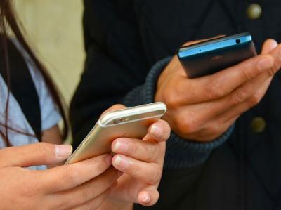 Mobile Mobile