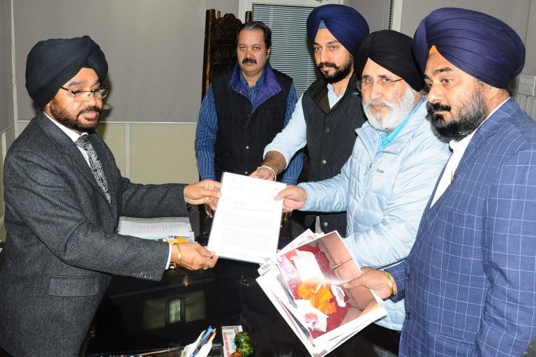ਅਕਾਲੀ ਦਲ ਨੇ ਇਨ੍ਹਾਂ ਥਾਵਾਂ ‘ਤੇ ਚੋਣਾਂ ਰੱਦ ਕਰਵਾਉਣ ਦੀ ਕੀਤੀ ਮੰਗ,